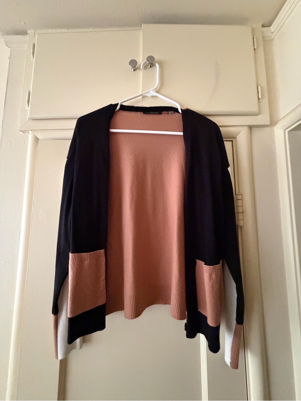 EUC T Tahari Colorblock Cardigan, Size M